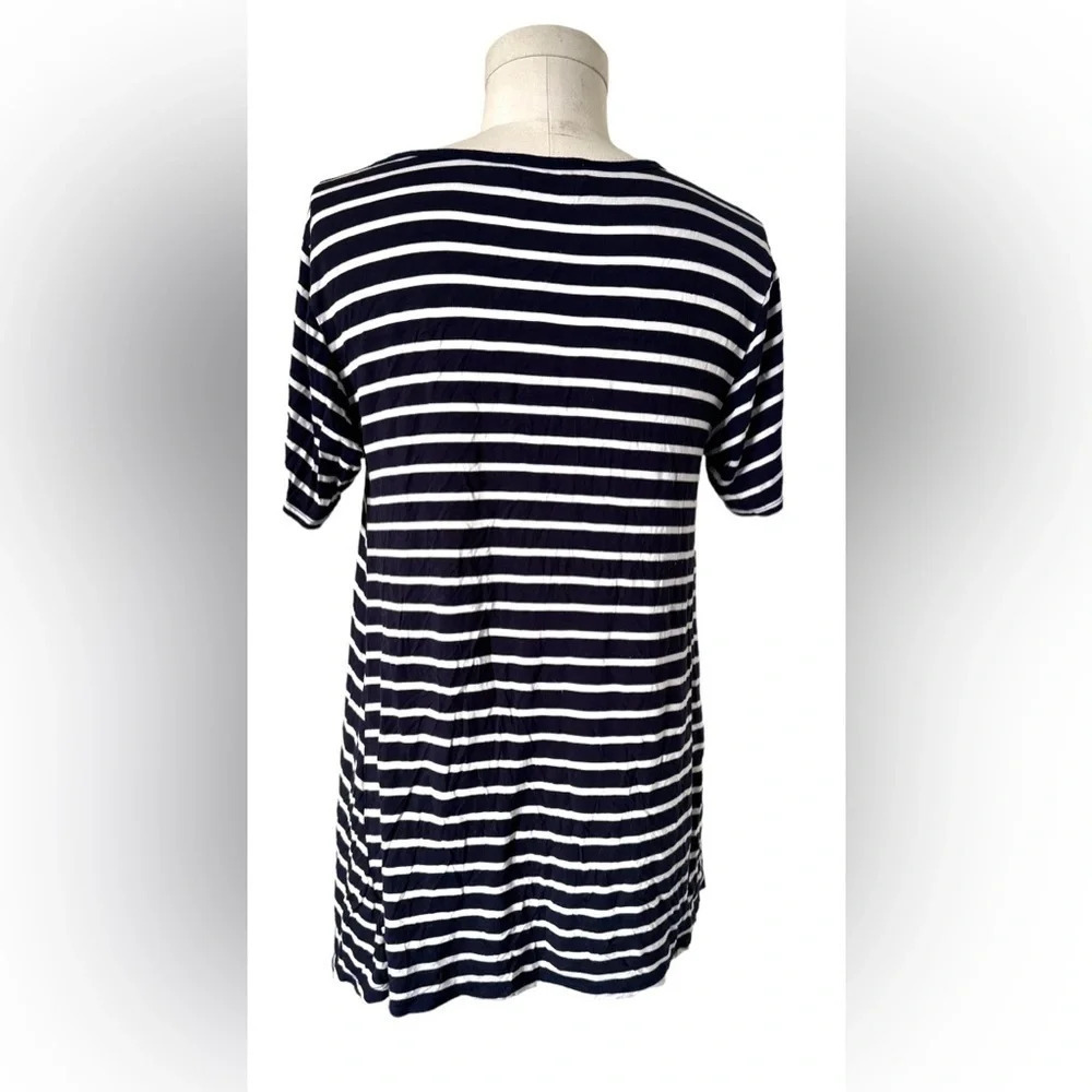 Swingy stripe knit trapeze top - Dahlya - Stitchfix -navy and white - Picture 4 of 8